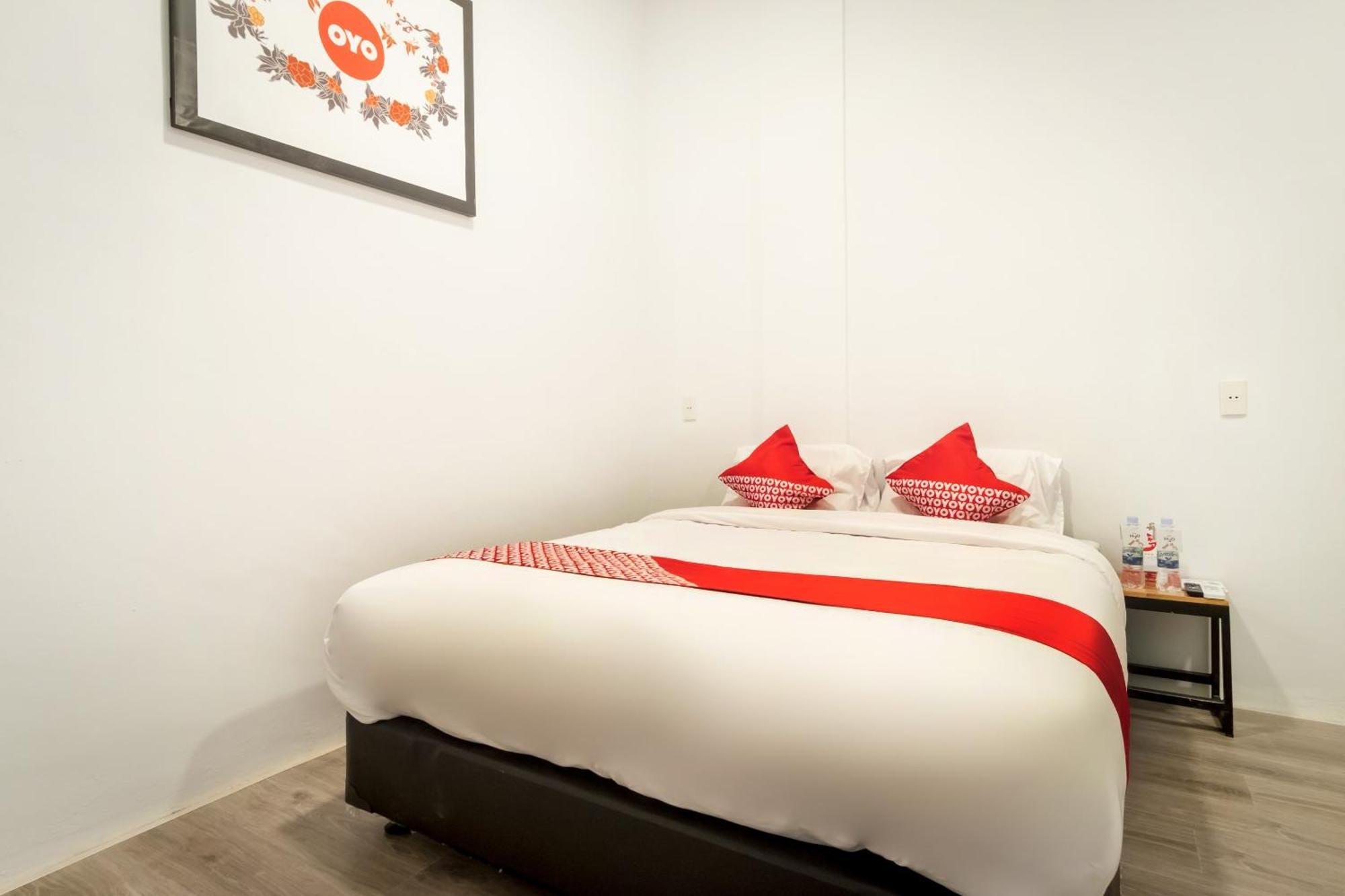 Hotel O Metropolitan Homestay Near Komplek Asia Megamas เมดาน ภายนอก รูปภาพ